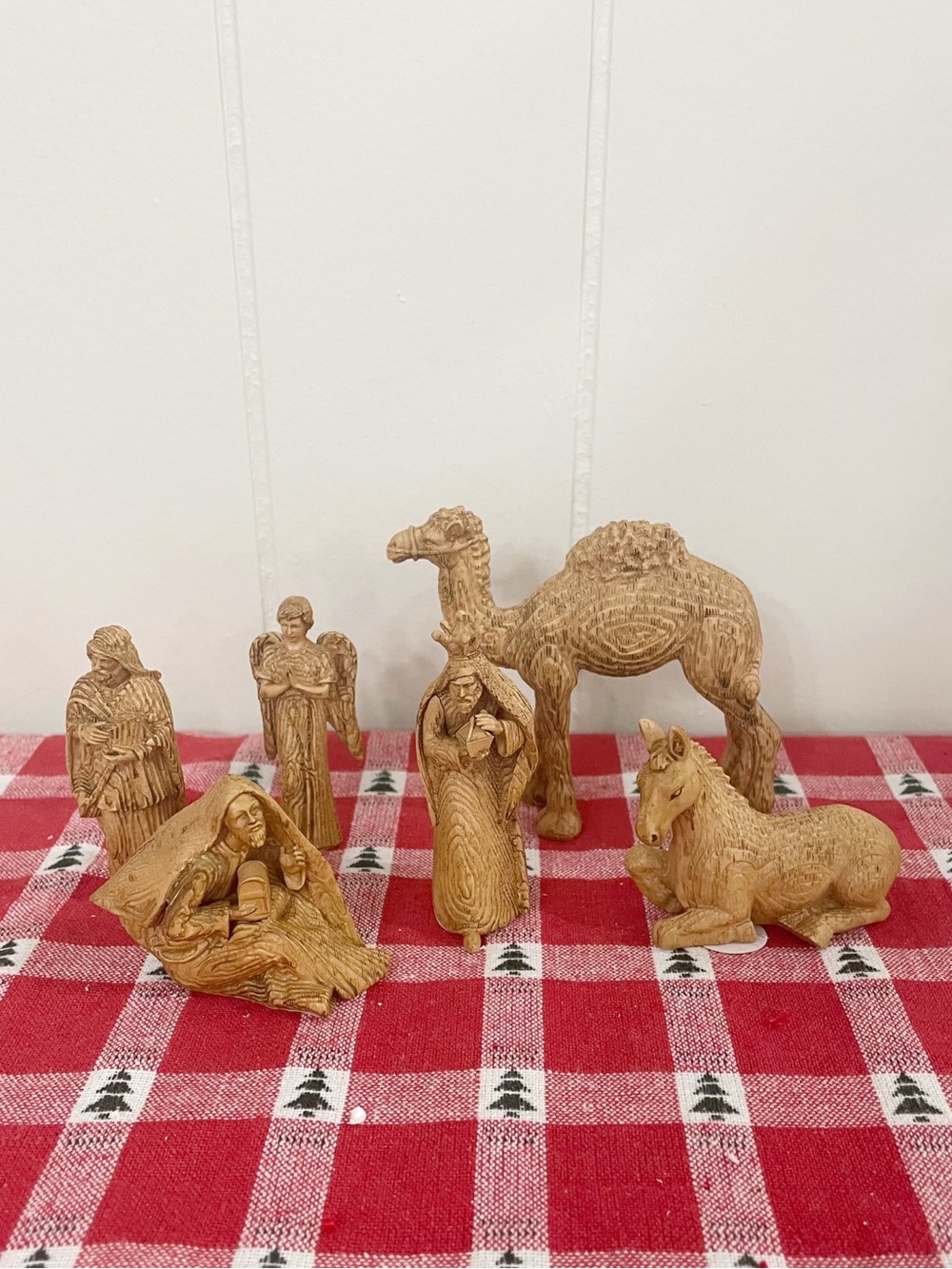 Hawthorne Village Christmas Figurines